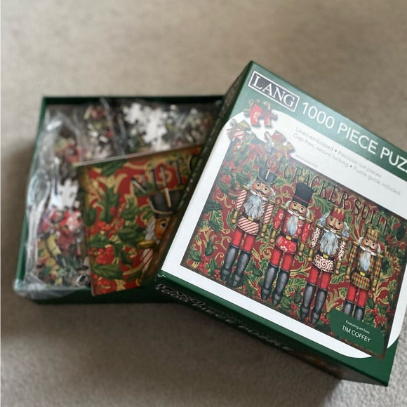 Lang Christmas Nutcracker Suite 1000 Piece Puzzle - NWT - Picture 2 of 3